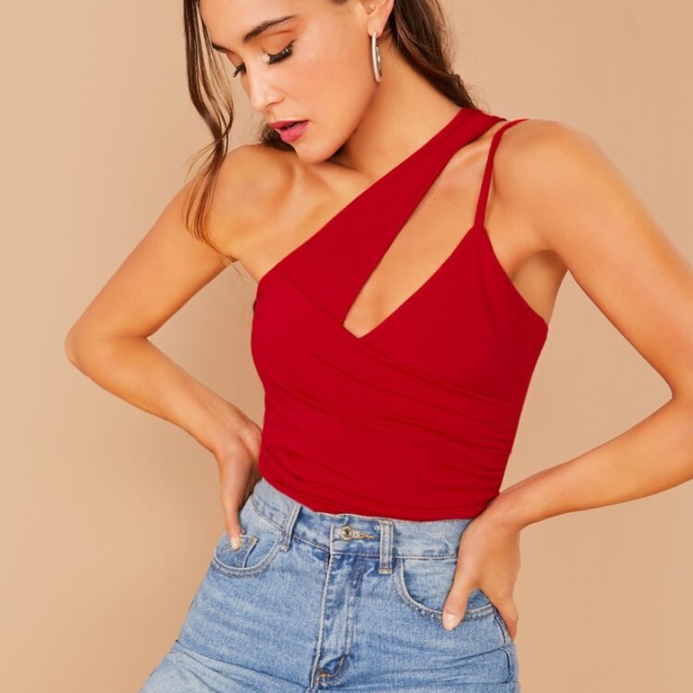 Red one shoulder tank top SHEIN